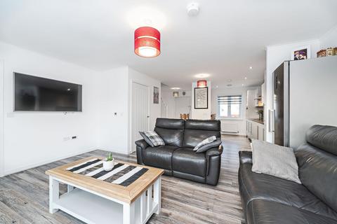 undefined, Maggies Crescent, Larbert, FK5