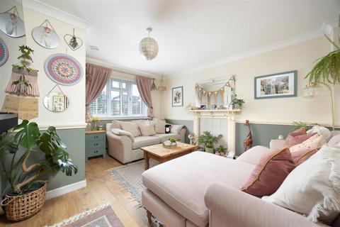 4 bedroom semi-detached house for sale, Devizes Road, Trowbridge
