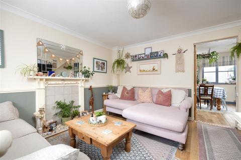4 bedroom semi-detached house for sale, Devizes Road, Trowbridge