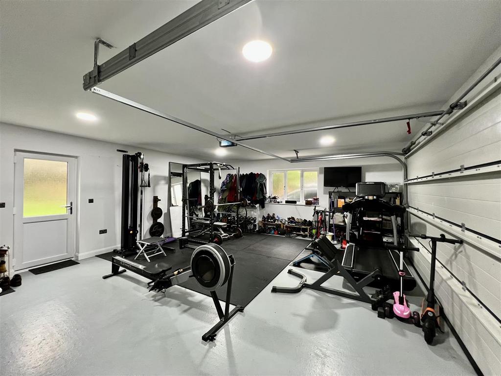 Integral Garage