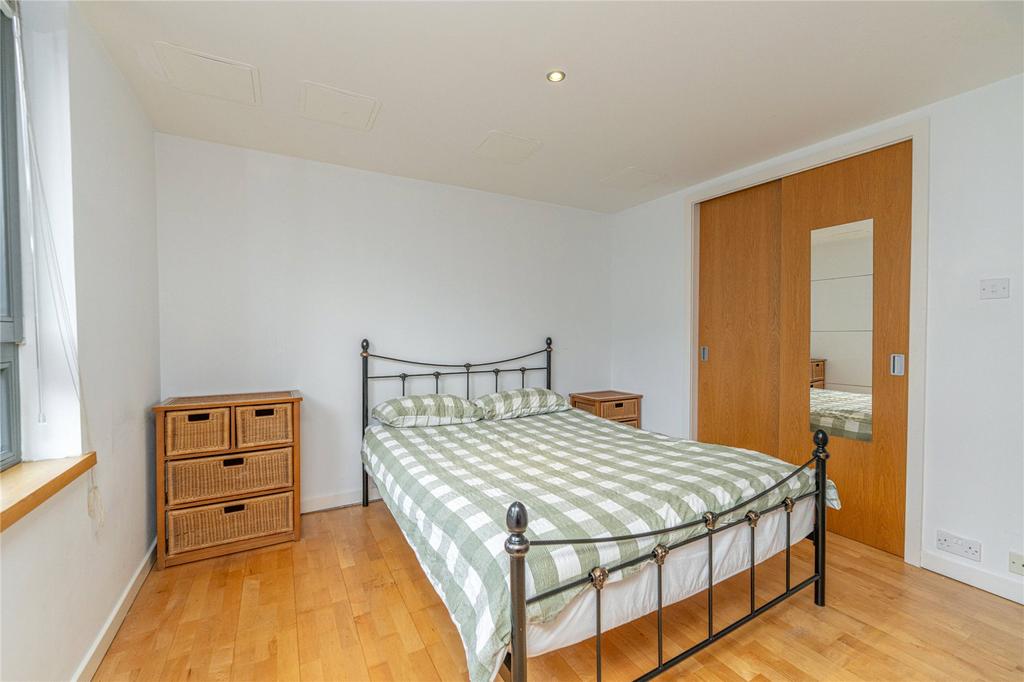 Bedroom Alt