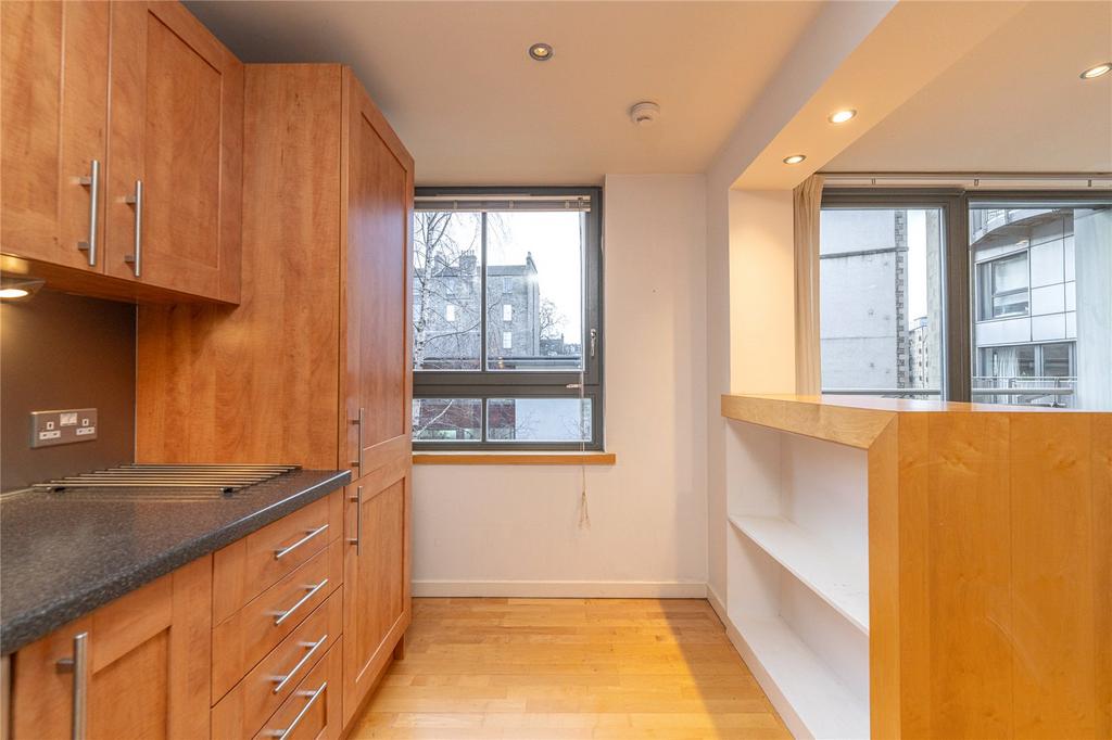 Kitchen Alt