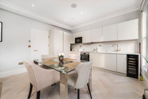 3 bedroom flat for sale, Hammersmith Grove, London W6