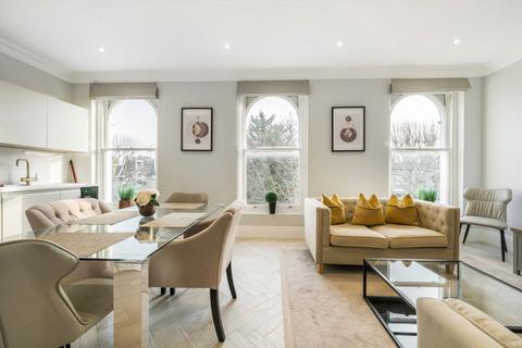 3 bedroom flat for sale, Hammersmith Grove, London W6
