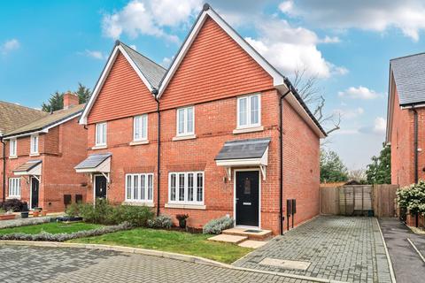 undefined, New Bridge Road, Cranleigh, GU6