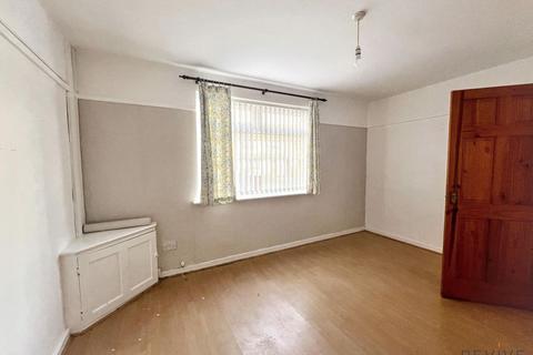 undefined, Kingsland Crescent, Liverpool, L11