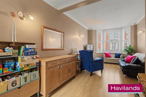 4 bedroom terraced house for sale, Cedars Road, London