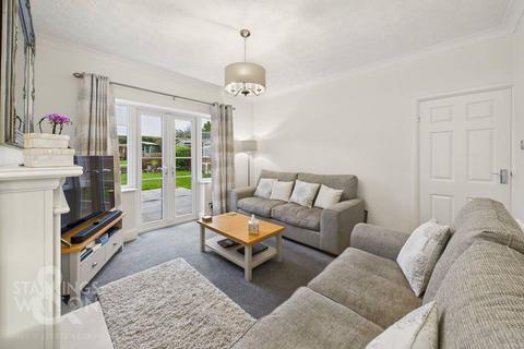 3 bedroom semi-detached house for sale, Cromer Road, Hellesdon, Norwich
