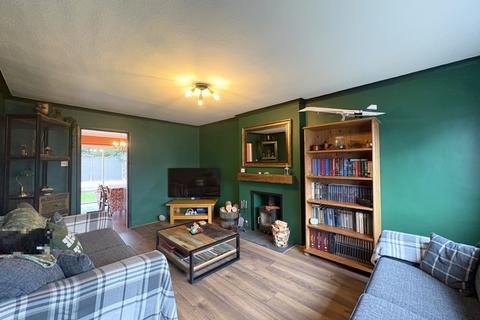 undefined, Tewkesbury GL20