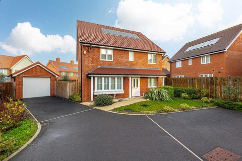undefined, Carters Crescent, Rayleigh, SS6