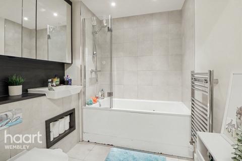 1 bedroom apartment for sale, North end Road, Wembley