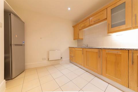 2 bedroom flat for sale, Whitehouse Apartments, London SE1