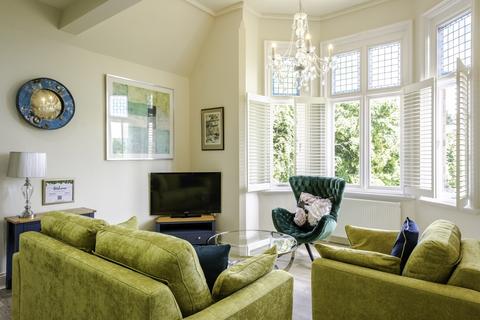 undefined, Upstairs Flat Castledene, 31 Cavendish Road East, Nottingham