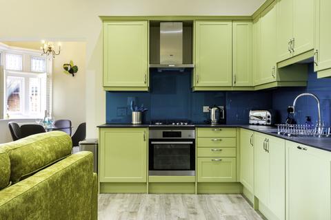 undefined, Upstairs Flat Castledene, 31 Cavendish Road East, Nottingham