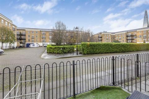 2 bedroom flat to rent, Spurgeon Street, London SE1