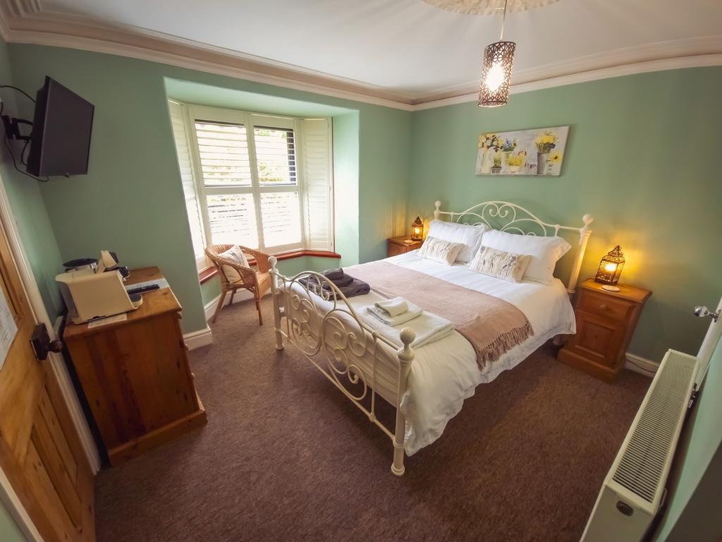 Holly Room