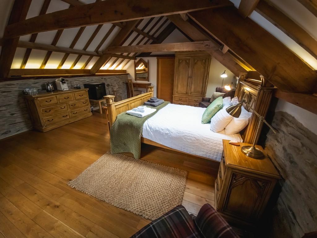 Bedroom Suite