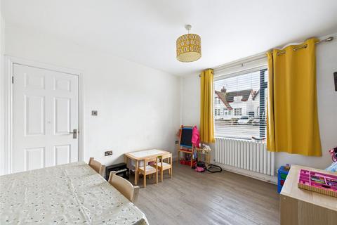 4 bedroom semi-detached house for sale, Garrison Lane, Felixstowe, Suffolk, IP11