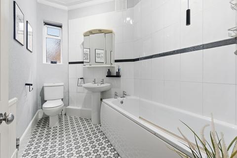 undefined, Worple Road, Epsom, KT18