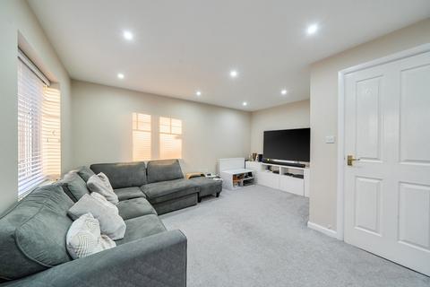 3 bedroom townhouse for sale, Magnolia Gardens, Edgware