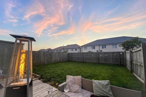 3 bedroom semi-detached house for sale, Penwethers Crescent, Truro