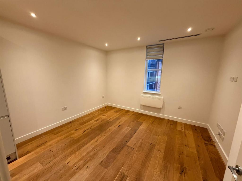 Vista Court Flat 41   l.jpeg