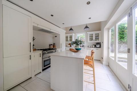 3 bedroom semi-detached house for sale, Dinsdale Road, London, SE3