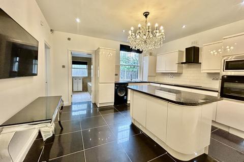undefined, Ullet Road, Liverpool L17