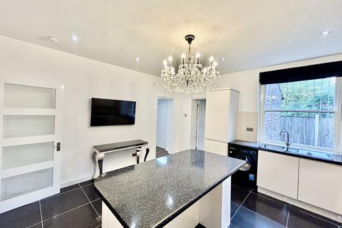 undefined, Ullet Road, Liverpool L17