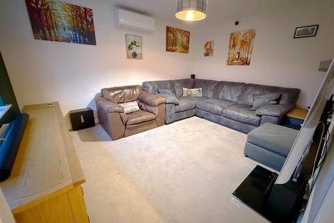 4 bedroom detached house for sale, Lilac Avenue, Lower Quinton