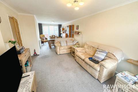 3 bedroom end of terrace house for sale, Fleetside, West Molesey KT8