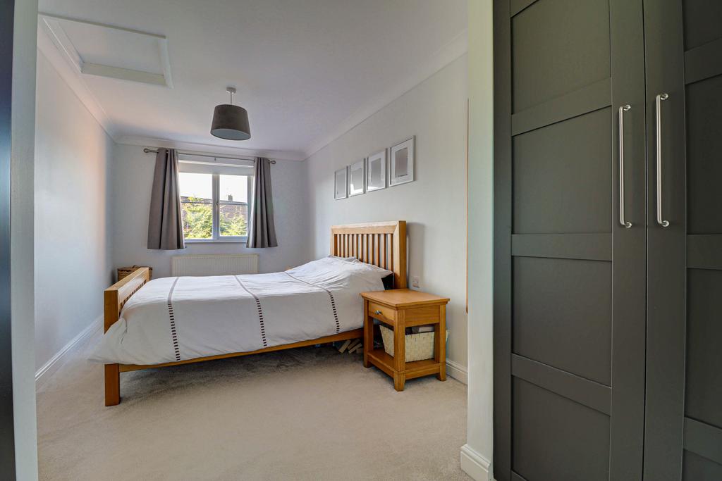 Principal bedroom