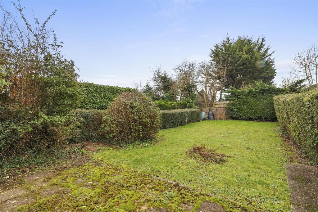 125 Cressex Rd, HP12 4 PZ-9.jpg