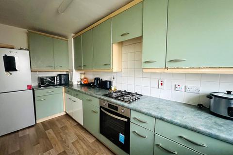 4 bedroom terraced house for sale, Silver Birch Close, London, SE6