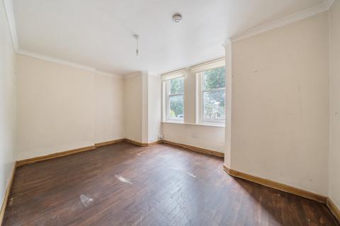 2 bedroom apartment for sale, Montpelier Road, London