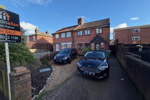 undefined, Roselands Gardens, Southampton SO17
