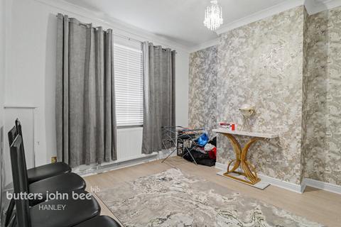 3 bedroom terraced house for sale, Maddock Street, Stoke-On-Trent ST6 3PW