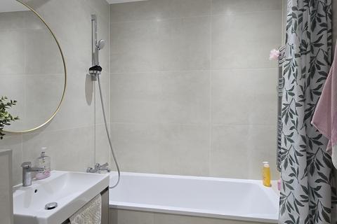 1 bedroom flat to rent, Kingsway, Wembley HA9