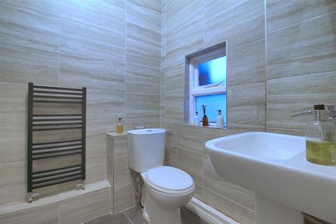 2 bedroom apartment to rent, Fairfield Road, Jesmond