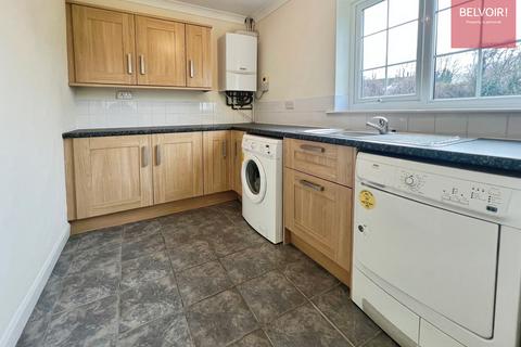 3 bedroom detached bungalow to rent, Station Road, Scartho Top, DN41