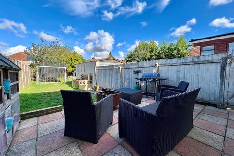 3 bedroom semi-detached house for sale, Landseer Road, Ipswich IP3
