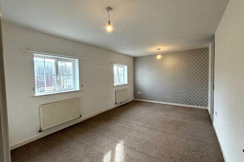 2 bedroom flat to rent, Campbell Road Hawkinge