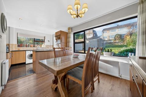 3 bedroom semi-detached house for sale, Newlay Grove, Horsforth, Leeds, West Yorkshire, LS18