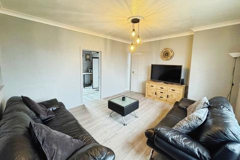 undefined, Clydebank G81