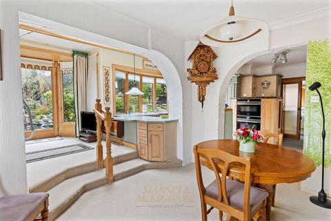 4 bedroom detached house for sale, Acorn Close, East Grinstead RH19