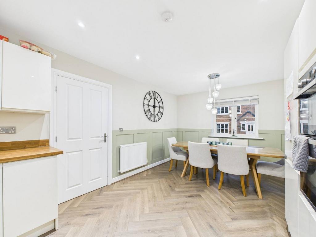 Kitchen/Dining Room