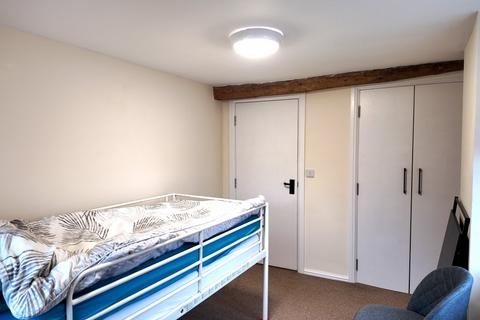 2 bedroom flat to rent, The Hop Pole, Leominster