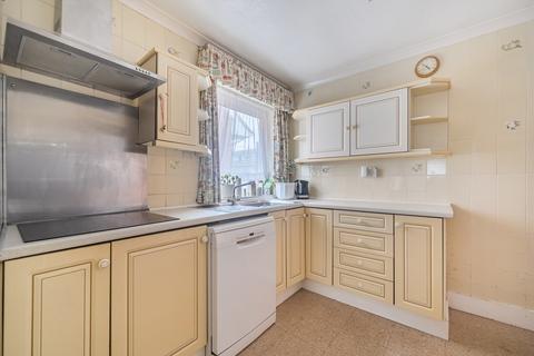 3 bedroom bungalow for sale, Elm Grove, Farnham, GU9