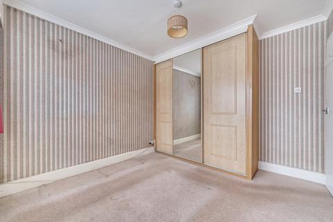 3 bedroom bungalow for sale, Elm Grove, Farnham, GU9