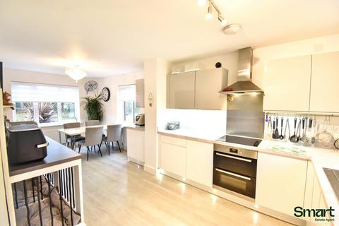 undefined, Exeter EX1